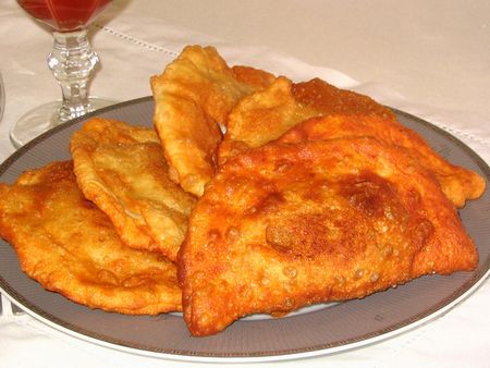 Кавказские пирожки с мясом – чебуреки