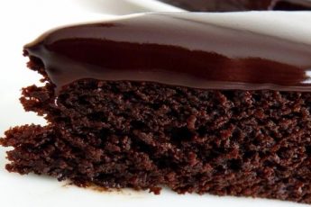Шоколадный кекс в мультиварке - быстрый рецепт с фото