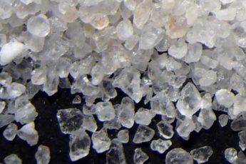Кристалл из соли в домашних условиях