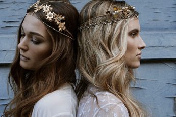 Королевский тренд-2017: носим сияющие украшения в волосах