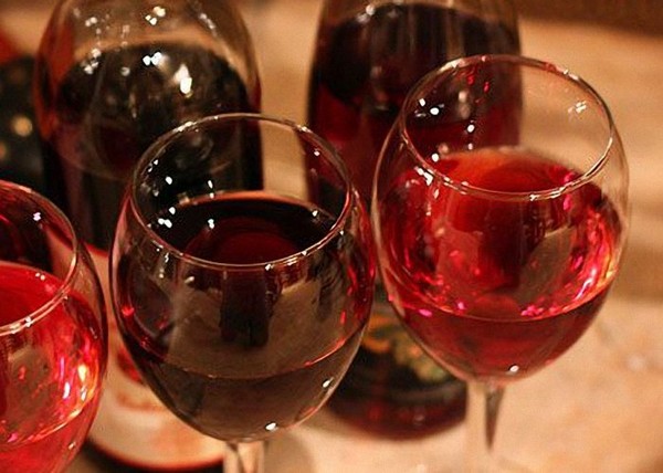Вино из малины в домашних условиях — простые рецепты