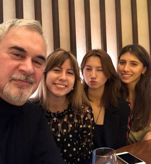 «Отвалите от нашей семьи»: Валерий Меладзе встал на защиту Альбины Джанабаевой в соцсетях