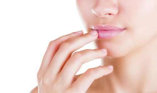  Быстрый и эффективный способ лечения простуды на губах: простые рецепты