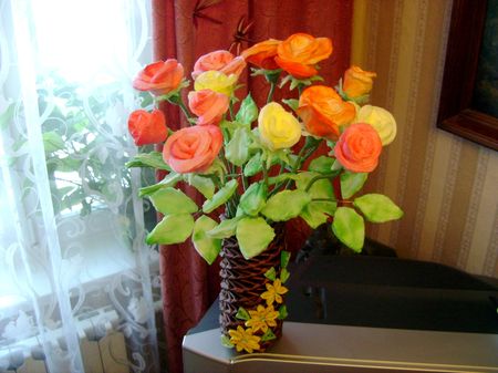 Подарок маме цветы из ватных дисков