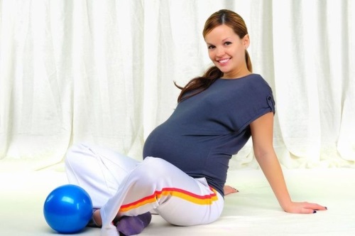 Упражнения для беременных: 3 триместр
