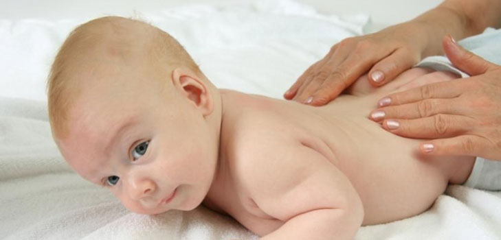 Лечебный массаж для младенцев