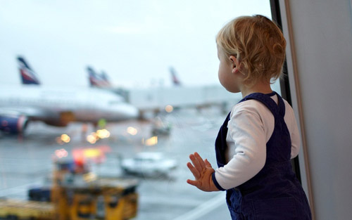 Маленький ребенок в самолете: советы от опытных родителей