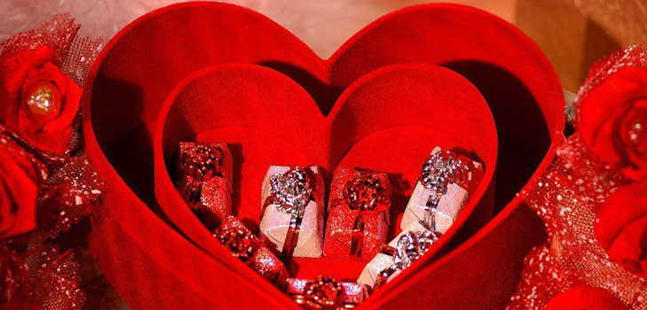 Что подарить девушке на День святого Валентина: идеи для подарков
