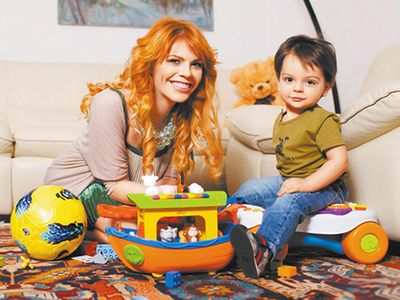 Анастасия Стоцкая с сыном