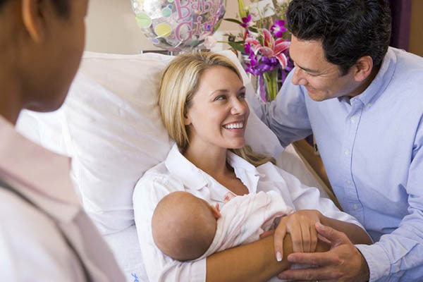 Эти приметы, связанные с беременностью и родами, уберегут маму и ребенка от плохого