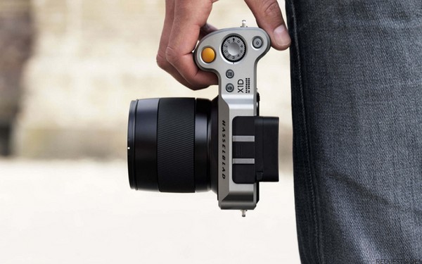 Первый среди лучших: компактная фотокамера Hasselblad X1D