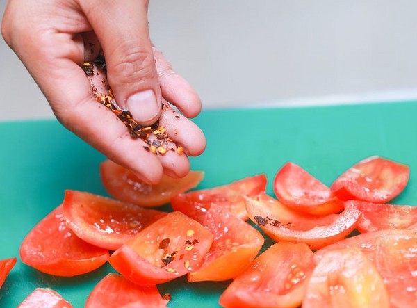 Вяленые помидоры, рецепты в домашних условиях. Как сделать вяленые помидоры в сушилке для овощей, духовке, на зиму