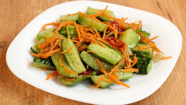 Огурцы по-корейски на зиму — самые вкусные рецепты с приправой для корейской моркови