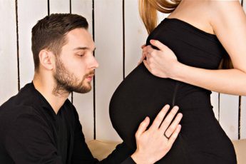 Как мужчины разных знаков зодиака реагируют на беременность