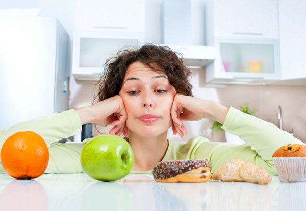 4 незаметных привычки, которые мешают вам похудеть: избавьтесь от них