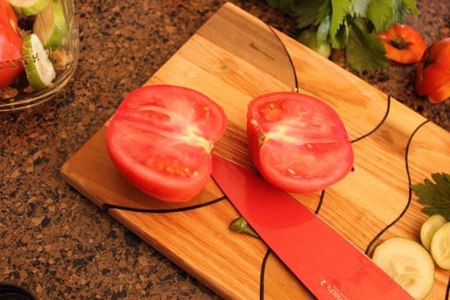 Ассорти из огурцов и помидоров на зиму: самые вкусные рецепты без стерилизации и со стерилизацией