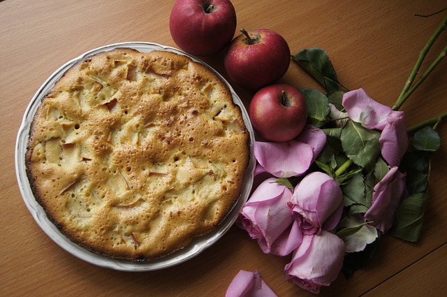 Фото рецепт яблочного пирога в мультиварке