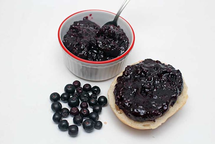 Как сварить варенье из черноплодной рябины: рецепт с фото