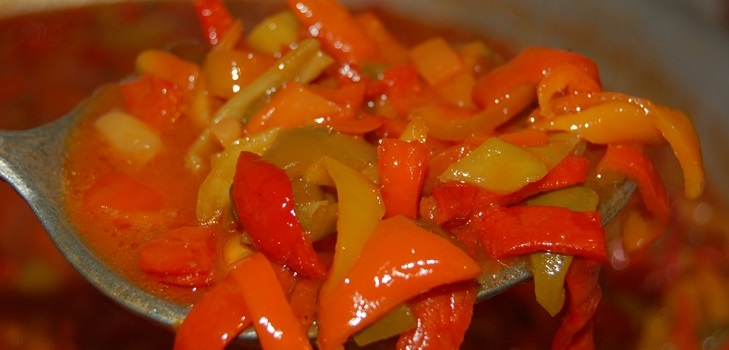 Как приготовить лечо из перца и помидоров на зиму — простой рецепт