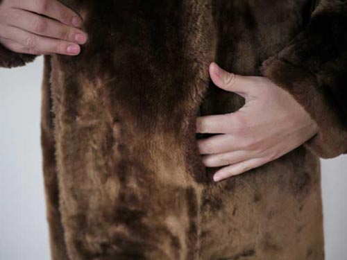 Шубы из мутона, Зима 2014-2015: как выбрать модную мутоновую шубу