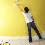 Как красить стены